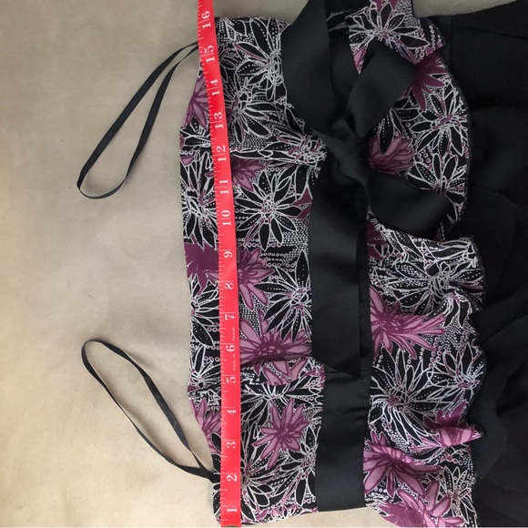 Bebe Ruffled strapless Top - Picture 7 of 8